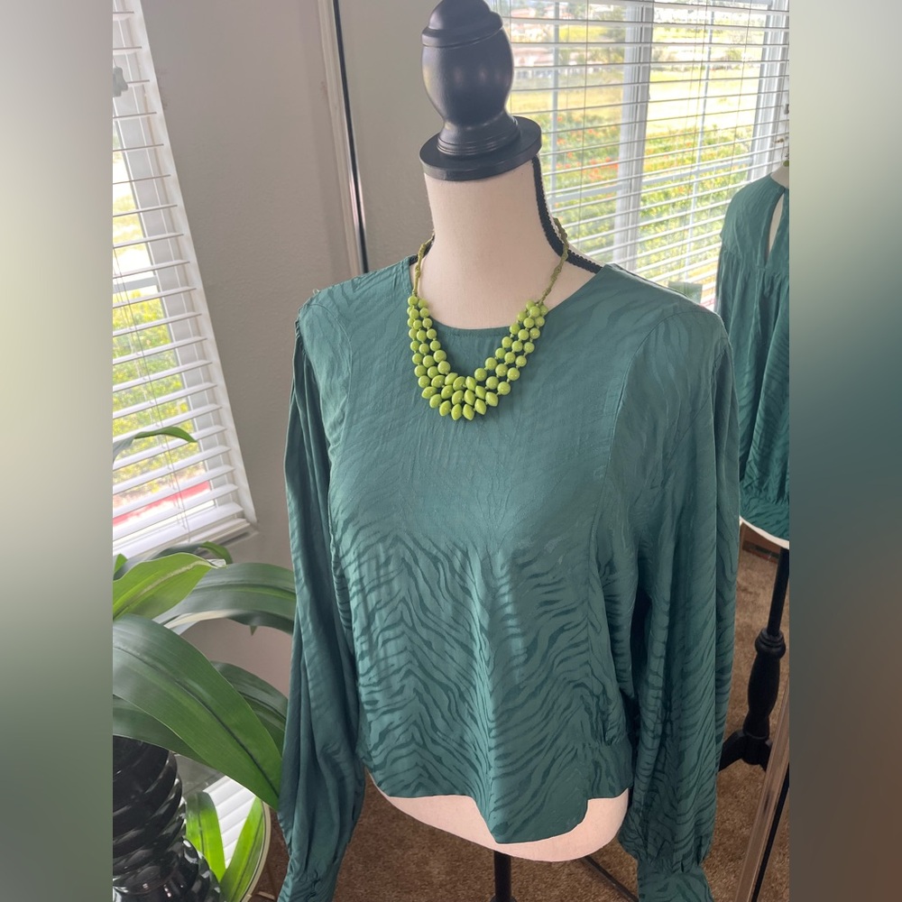 Topshop Green Zebra Patterned Blouse S 14 NWT